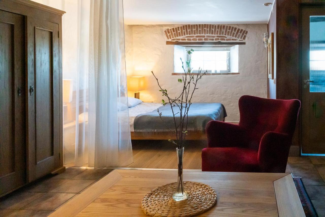 Dagen Haus Guesthouse Orjaku Buitenkant foto
